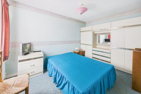 CAM02545G0-PR0508-STILL016