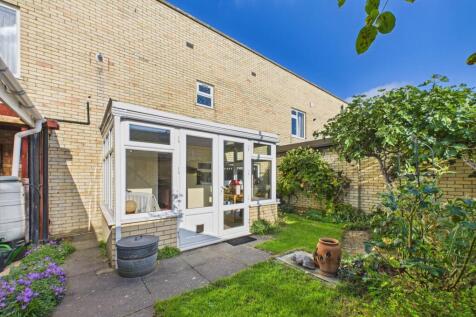 CAM02545G0-PR0511-STILL005