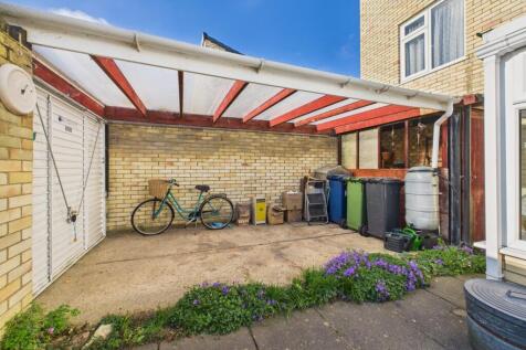 CAM02545G0-PR0511-STILL007