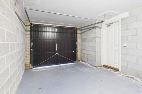 CAM02545G0-PR0507-STILL013