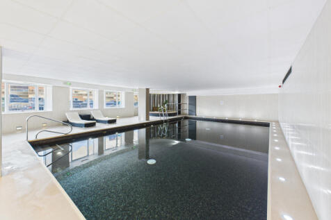 CAM02545G0-PR0516-STILL003