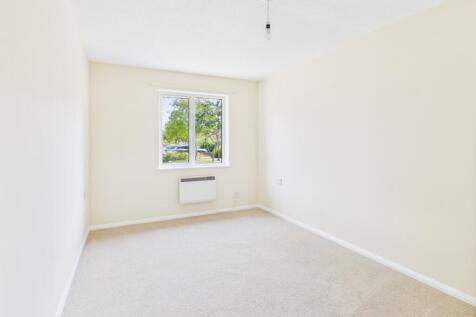 CAM02545G0-PR0444-STILL004