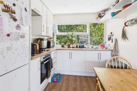 CAM02545G0-PR0517-STILL003