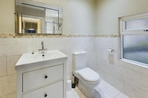 CAM02545G0-PR0303-STILL010