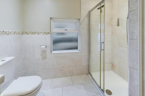 CAM02545G0-PR0303-STILL011