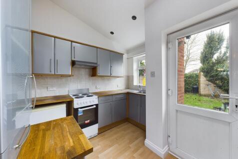 CAM00227P1-PR0478-STILL14