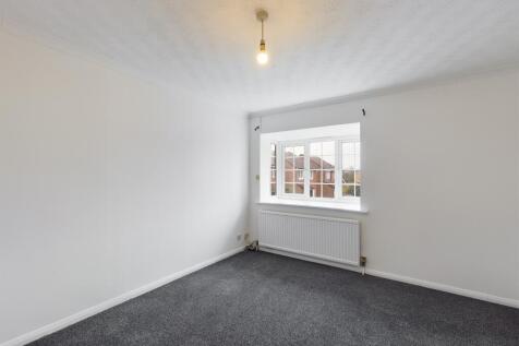 CAM00227P1-PR0478-STILL03