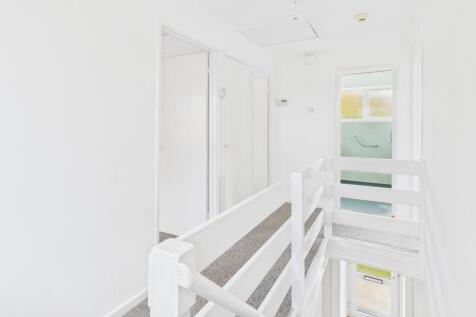 CAM02545G0-PR0519-STILL010