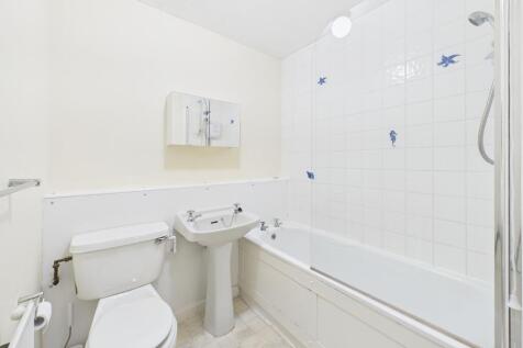 CAM02545G0-PR0347-STILL003