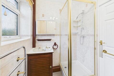 CAM02545G0-PR0513-STILL012