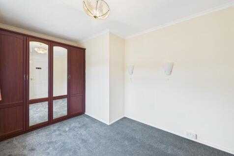 CAM02545G0-PR0513-STILL006