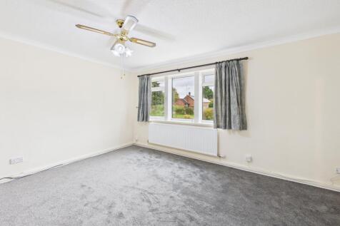 CAM02545G0-PR0513-STILL007