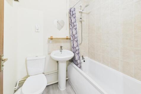 CAM02519G0-PR0356-STILL007