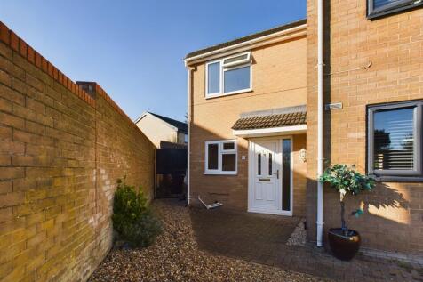 CAM02545G0-PR0273-STILL016