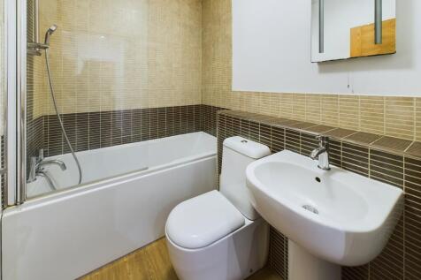 CAM02545G0-PR0064-STILL001