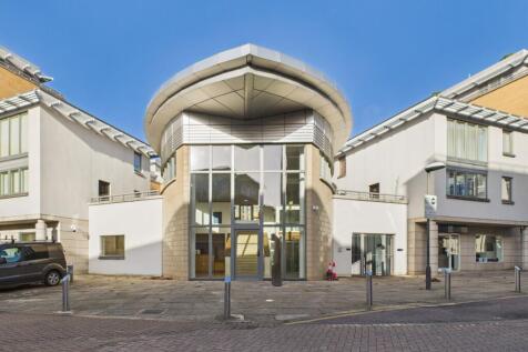 CAM02545G0-PR0525-STILL002