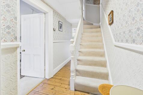 CAM02545G0-PR0527-STILL004