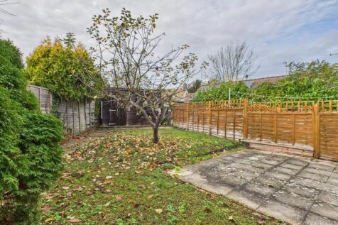 CAM02519G0-PR0355-STILL012