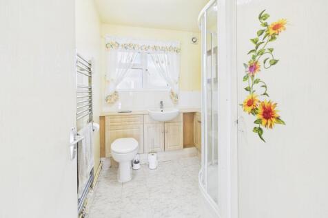 CAM02519G0-PR0367-STILL007