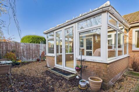 CAM02519G0-PR0367-STILL017