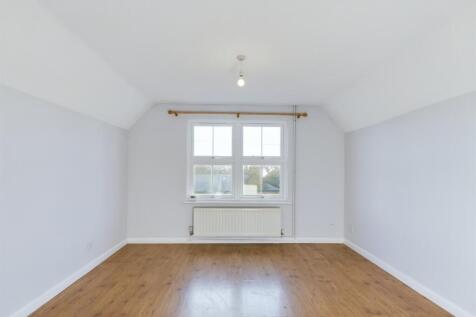 CAM02519G0-PR0061-STILL001