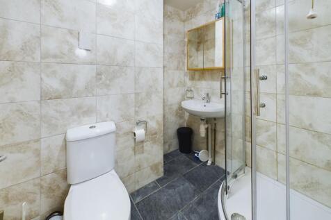 CAM02545G0-PR0239-STILL021