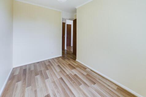 CAM02545G0-PR0239-STILL020