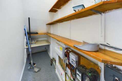 CAM02545G0-PR0239-STILL008