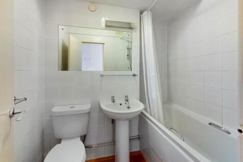 CAM00227P1-PR0498-STILL01