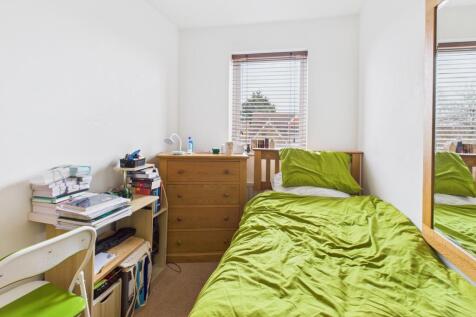 CAM02545G0-PR0353-STILL015