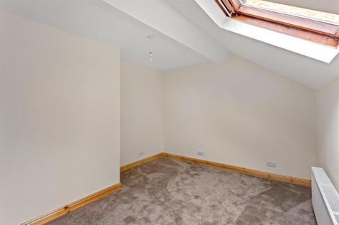 72 Westgate Pickering-17.jpg