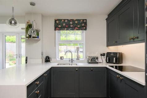 3_Derwent_Rd-23[1].jpg