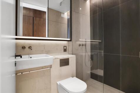 16_Master_Ensuite_1