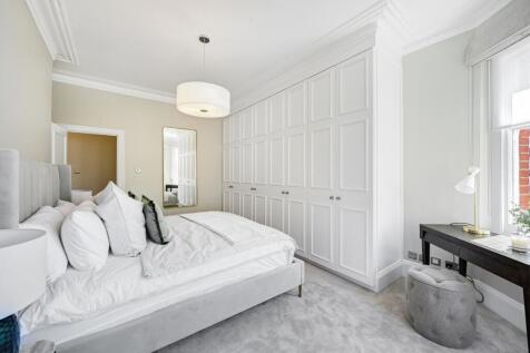Flat 7, St George...