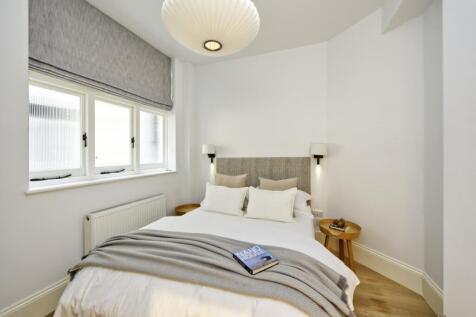 1&#64;27 lennox garde...