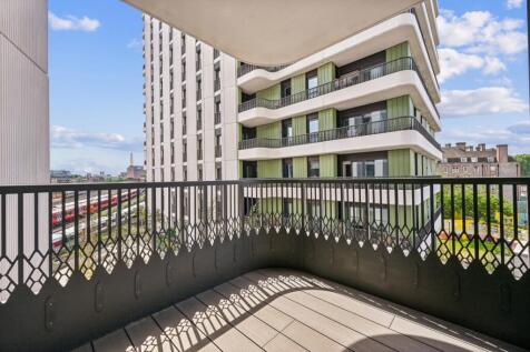 Apartment 308 Sut...