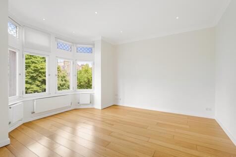 Flat 4 221 Brompt...