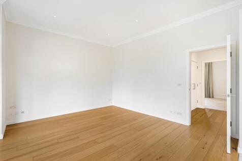 Flat 4 221 Brompt...