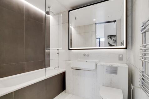 13_Bathroom_7