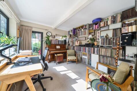 Property Image 16