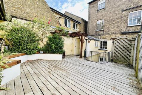 COURTYARD GARDEN