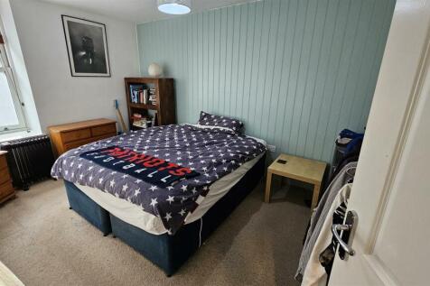 Bedroom1..jpg