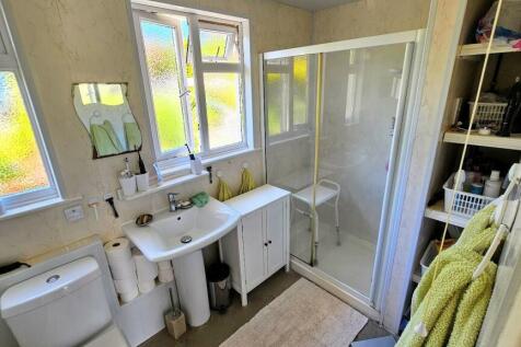 shower room.jpg