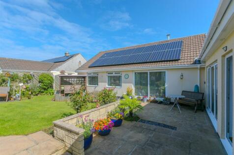 5 Albertus Drive-26.JPG