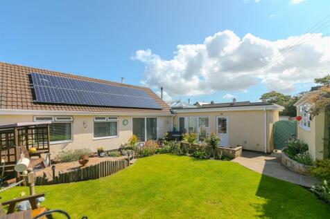 5 Albertus Drive-29.JPG