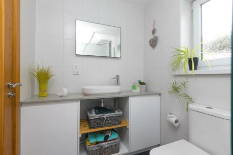 5 Albertus Drive-21.JPG