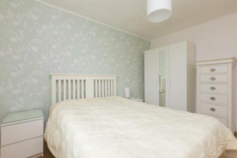 5 Albertus Drive-05.JPG