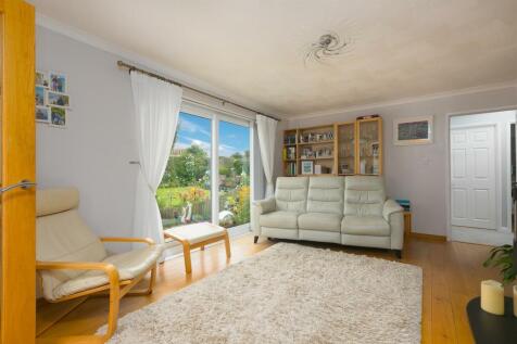 5 Albertus Drive-13.JPG