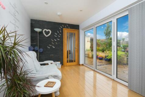 5 Albertus Drive-19.JPG
