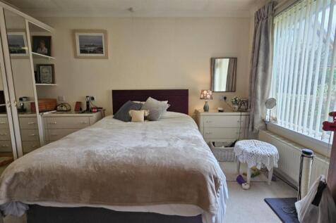 BEDROOM 1 EN-SUITE